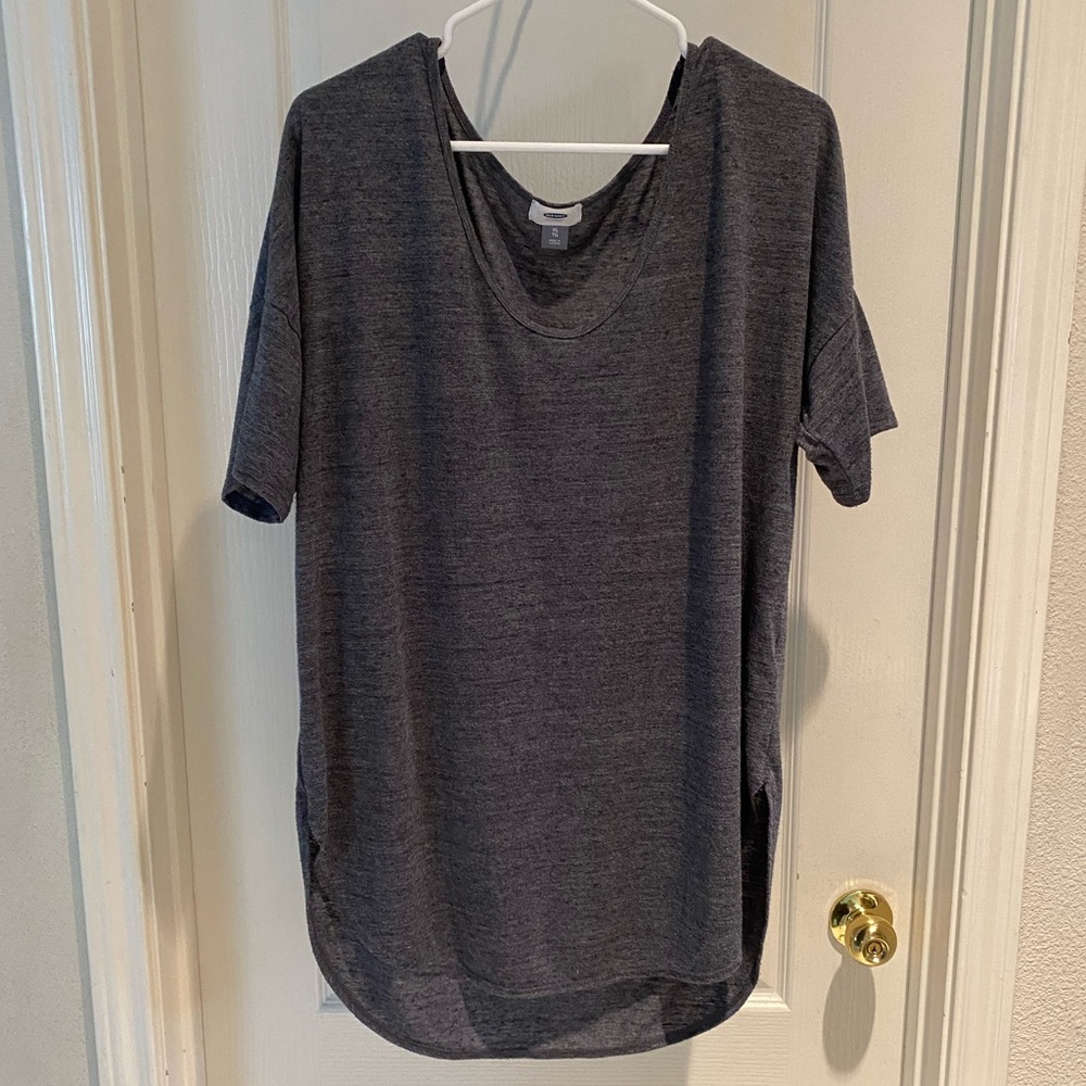 Old Navy Grey Soft Long-Lined Tshirt